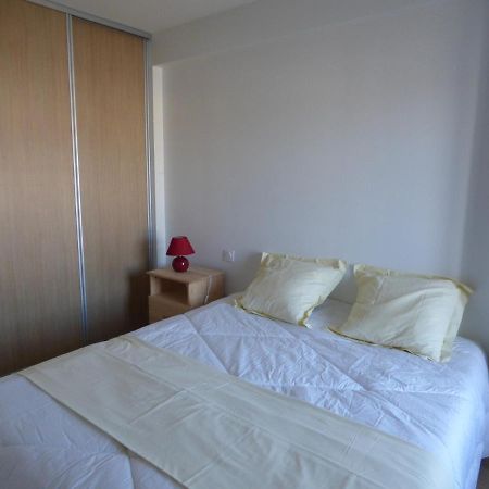 Charmant 2 Pieces Au Coeur De La Rochelle, Ideal Pour 2 Personnes - Fr-1-551-33 La Rochelle  Luaran gambar